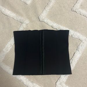 Skims waist trainer